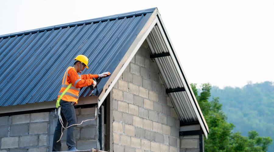 Professional residential roofers in Laveen, AZ